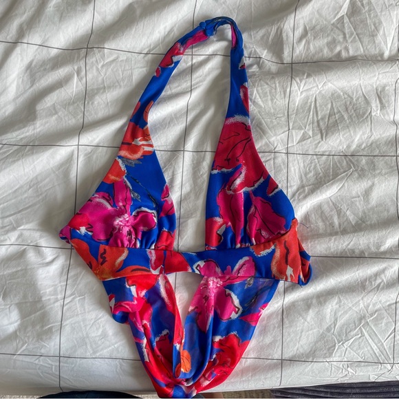 WHITE FOX Halter summer top [XS] - Picture 1 of 5